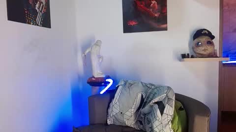 Snapshot of morgann_jones chatting on 02.08.26 morgan online show from 02.08.26