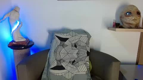 Snapshot of morgann_jones chatting on 03.06.26 morgan online show from 03.06.26