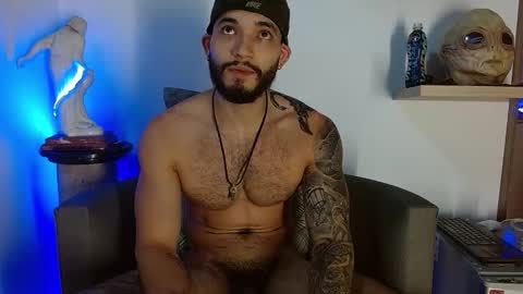 Snapshot of morgann_jones chatting on 03.07.26 morgan online show from 03.07.26