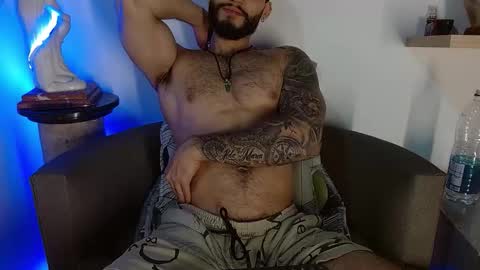 Snapshot of morgann_jones chatting on 03.09.26 morgan online show from 03.09.26