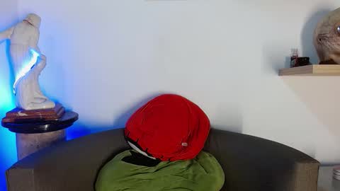 Snapshot of morgann_jones chatting on 03.11.26 morgan online show from 03.11.26