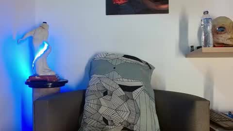 Snapshot of morgann_jones chatting on 03.16.26 morgan online show from 03.16.26