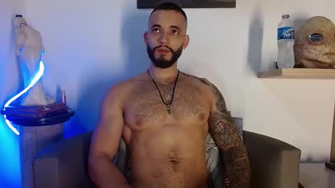 Snapshot of morgann_jones chatting on 03.21.26 morgan online show from 03.21.26