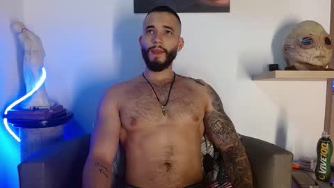 Snapshot of morgann_jones chatting on 03.22.26 morgan online show from 03.22.26