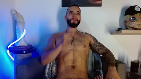 Snapshot of morgann_jones chatting on 03.24.26 morgan online show from 03.24.26