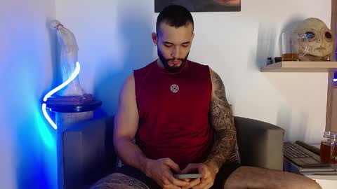 Snapshot of morgann_jones chatting on 03.30.26 morgan online show from 03.30.26