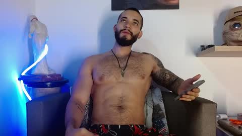 Snapshot of morgann_jones chatting on 04.04.26 morgan online show from 04.04.26