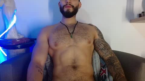 Snapshot of morgann_jones chatting on 04.07.26 morgan online show from 04.07.26