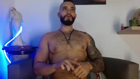 Snapshot of morgann_jones chatting on 04.09.26 morgan online show from 04.09.26