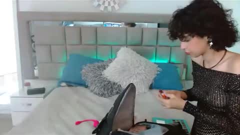 Snapshot of morgansexyladyy chatting on 12.16.24 MORGAN online show from 12.16.24