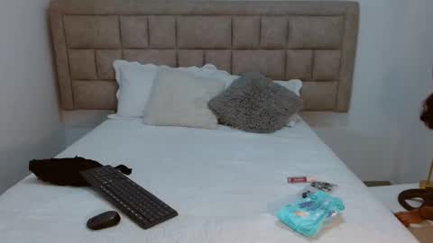 Snapshot of morgansexyladyy chatting on 12.24.24 MORGAN online show from 12.24.24