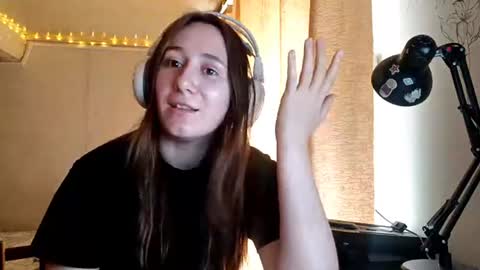 Snapshot of morgansymkowick chatting on 06.11.26 Kate online show from 06.11.26