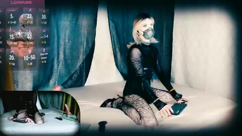 Snapshot of morphelina chatting on 05.06.26 Morphelina online show from 05.06.26