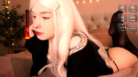 Snapshot of morphesoull chatting on 09.11.25 morphe online show from 09.11.25