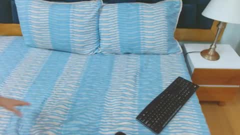 morrigan_luxus online show from 01.14.25