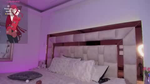 Snapshot of morriggan chatting on 02.20.25 morriggan online show from 02.20.25