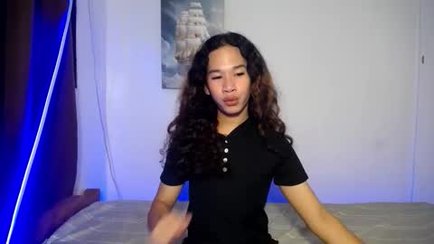Snapshot of morrislivecumshow chatting on 05.17.26 Morris online show from 05.17.26