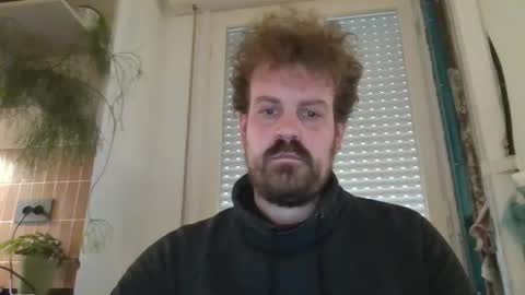 Snapshot of morritz chatting on 02.10.25 morritz online show from 02.10.25