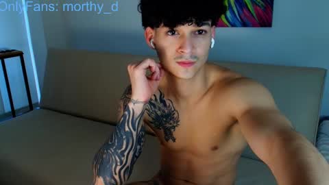 Snapshot of morthy_downey chatting on 12.04.24 Morthy online show from 12.04.24