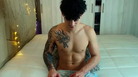 Snapshot of morthy_downey chatting on 12.17.24 Morthy online show from 12.17.24
