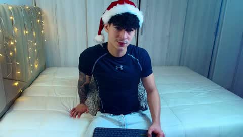 Snapshot of morthy_downey chatting on 12.19.24 Morthy online show from 12.19.24