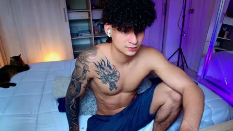 Snapshot of morthy_downey chatting on 02.05.25 Morthy online show from 02.05.25