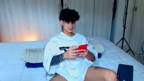 Snapshot of morthy_downey chatting on 02.06.25 Morthy online show from 02.06.25