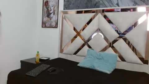 Morticia online show from 02.10.26