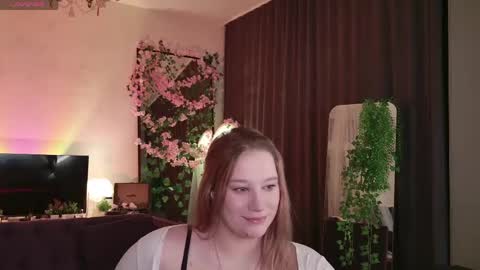 Snapshot of morvelyn chatting on 05.13.26 morvelyn online show from 05.13.26