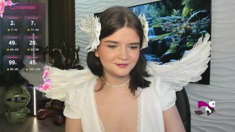 Snapshot of morygirl chatting on 10.26.25 mori online show from 10.26.25