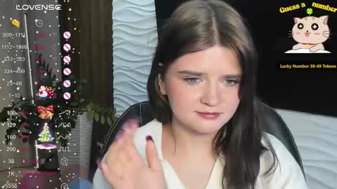 Snapshot of morygirl chatting on 12.13.25 mori online show from 12.13.25