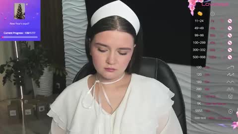 Snapshot of morygirl chatting on 12.20.25 mori online show from 12.20.25