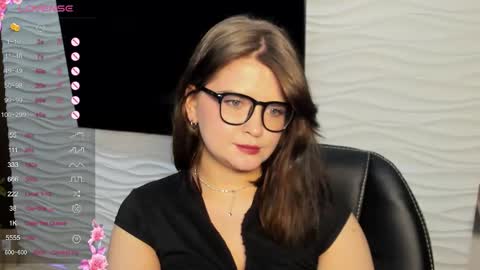 Snapshot of morygirl chatting on 01.14.26 mori online show from 01.14.26