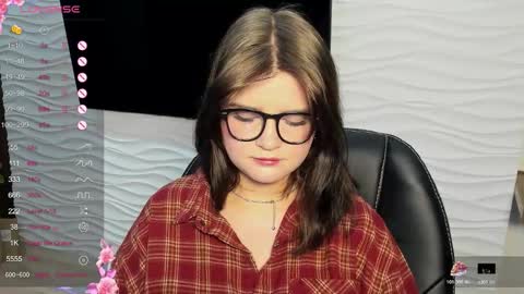 Snapshot of morygirl chatting on 01.15.26 mori online show from 01.15.26