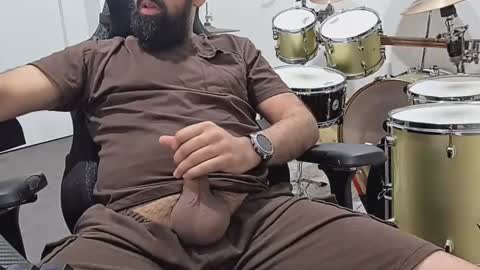 Snapshot of moseph_melb88 chatting on 11.17.25 melb guy29 online show from 11.17.25