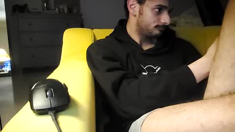 Snapshot of moss127 chatting on 12.29.24 twennysevv27 online show from 12.29.24