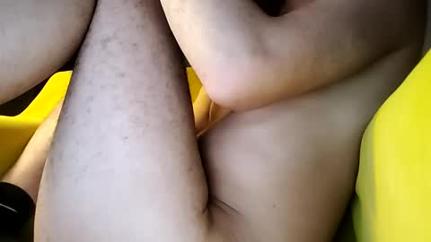 Snapshot of moss127 chatting on 01.12.25 twennysevv27 online show from 01.12.25