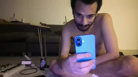 Snapshot of moss127 chatting on 01.25.25 twennysevv27 online show from 01.25.25