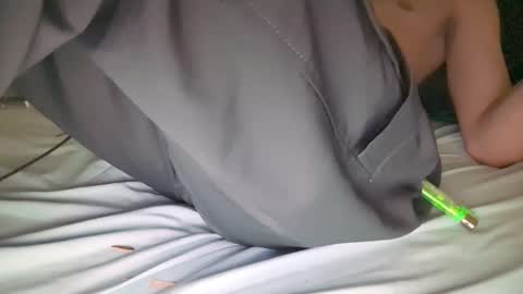 Snapshot of moss127 chatting on 02.07.25 twennysevv27 online show from 02.07.25