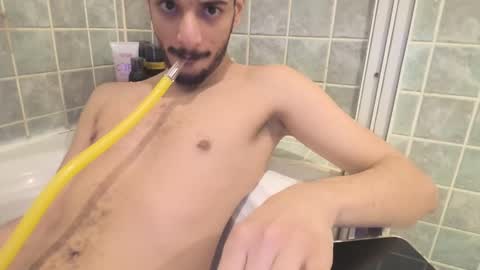 Snapshot of moss127 chatting on 02.13.25 twennysevv27 online show from 02.13.25