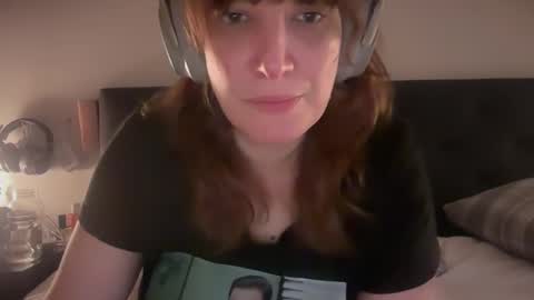 Mossy Mommy online show from 04.25.26