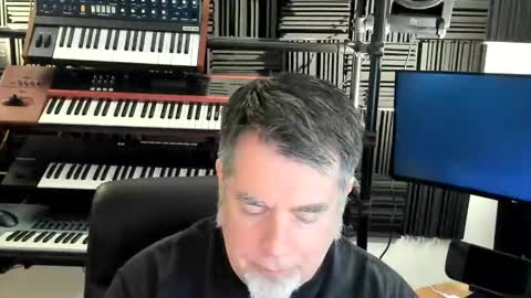 Snapshot of mostly_unbothered chatting on 10.07.25 mostly_unbothered online show from 10.07.25