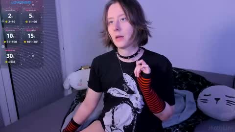 Snapshot of mothkink chatting on 05.01.26 mothkink Moth - online show from 05.01.26