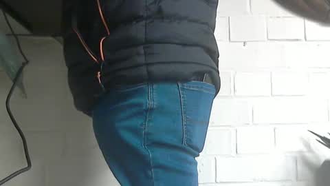 Snapshot of motofann2 chatting on 01.29.25 motofann2 online show from 01.29.25