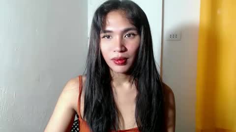 Snapshot of mouiline_rouge69 chatting on 04.19.26 mouiline_rouge69 online show from 04.19.26