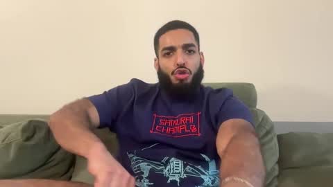 Snapshot of mountaiden chatting on 09.25.25 mountaiden online show from 09.25.25