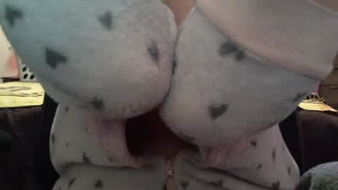 mountainbeauty online show from 12.18.24