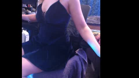 mountainbeauty online show from 03.11.25