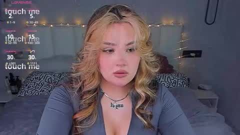 Snapshot of mousemother chatting on 02.05.26 Carolina online show from 02.05.26