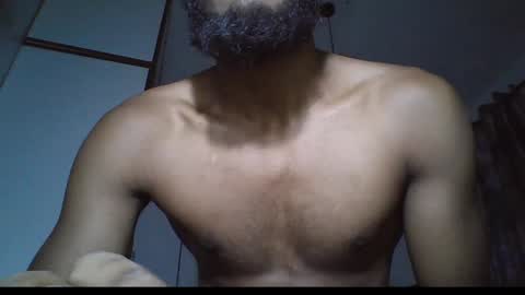 Snapshot of mouthcumer chatting on 02.02.25 Shayy online show from 02.02.25